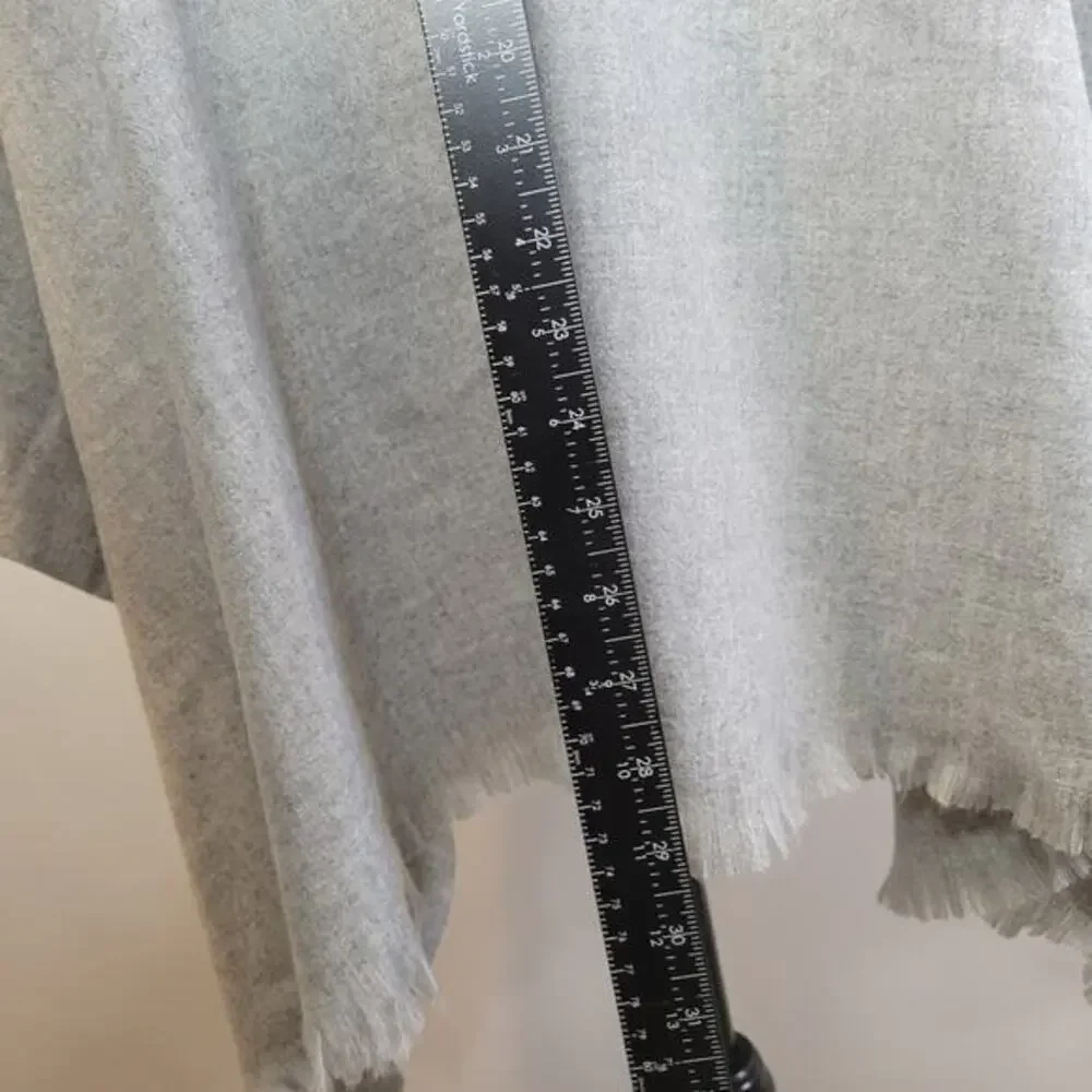Liz Claiborne Womens Sweater Wrap Cape Poncho One‎ Size Grey Soft